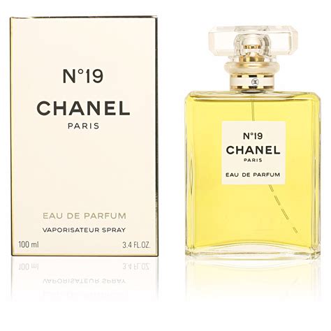 chanel 19 fragrance notes|Chanel 19 sample.